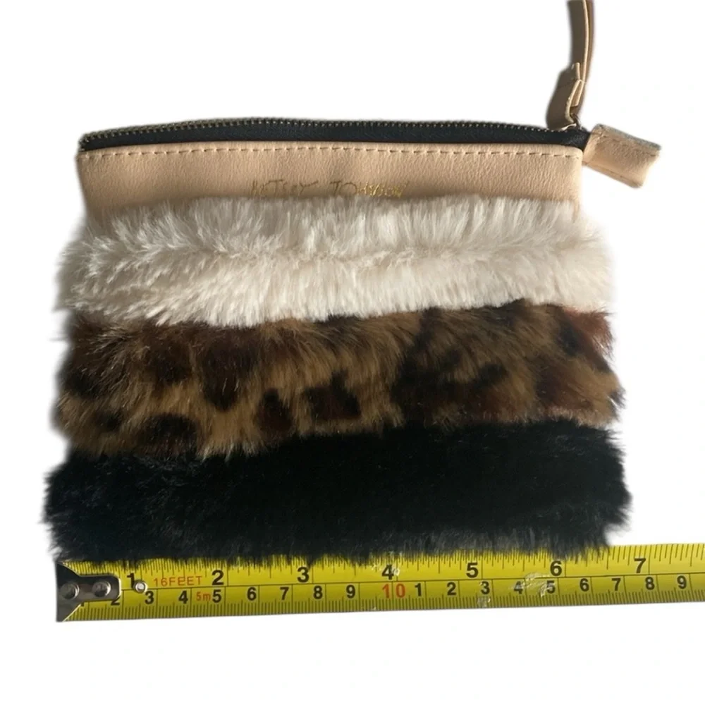 Betsey Johnson Faux Fur Wristlet Cream and Black with Leopard Print - Picture 7 of 9